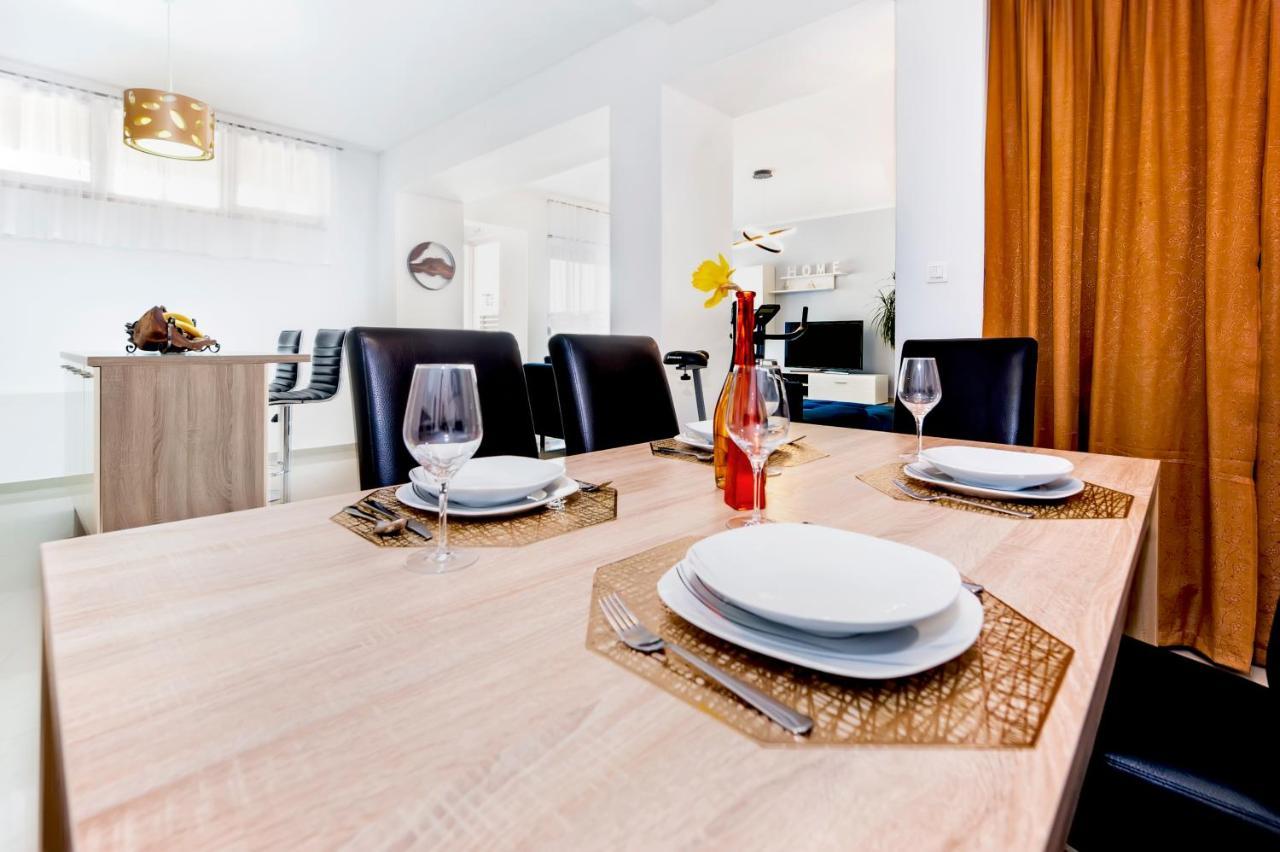 Lea'S Apartment 罗维尼 外观 照片