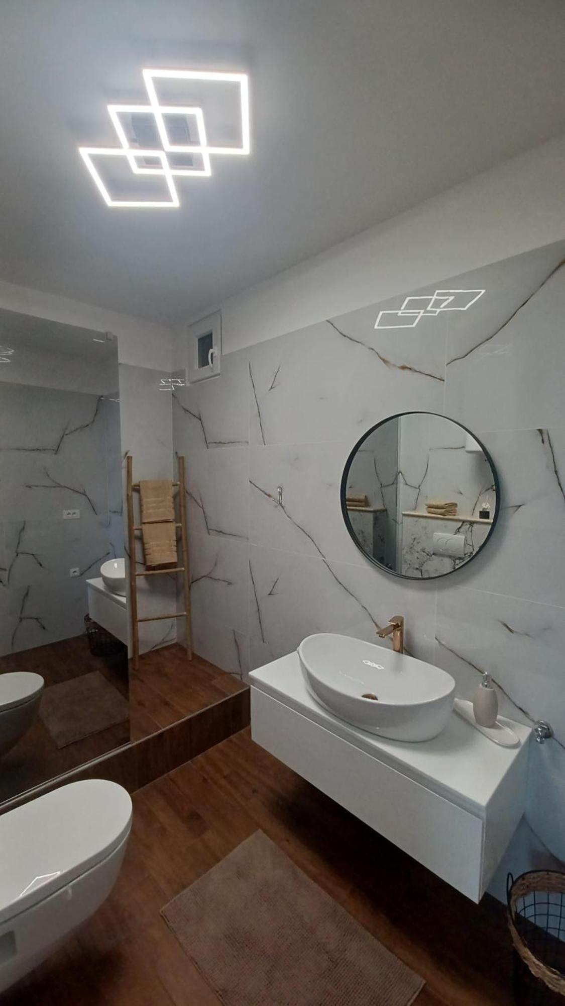 Lea'S Apartment 罗维尼 外观 照片